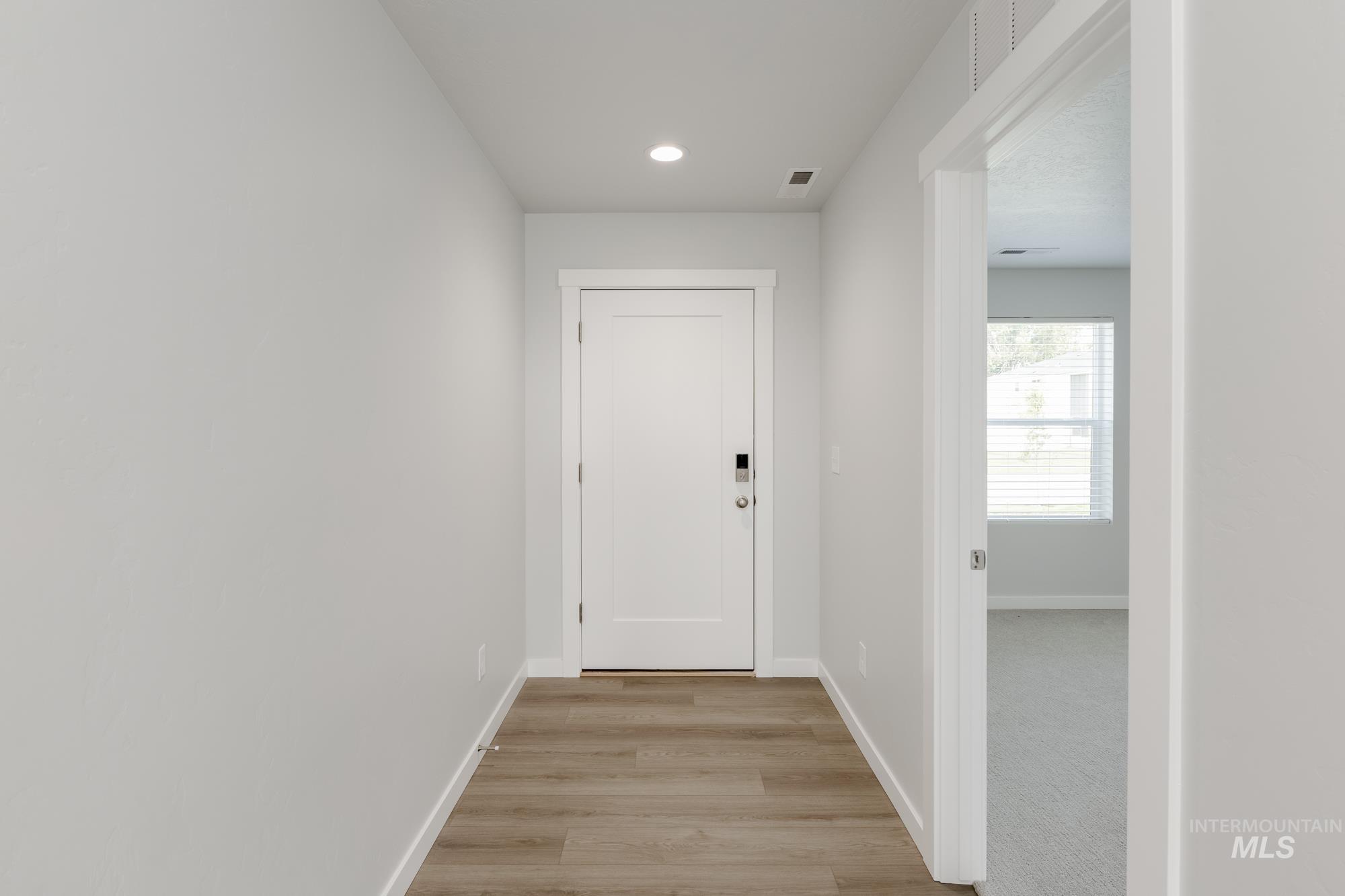 property viewer photo 2