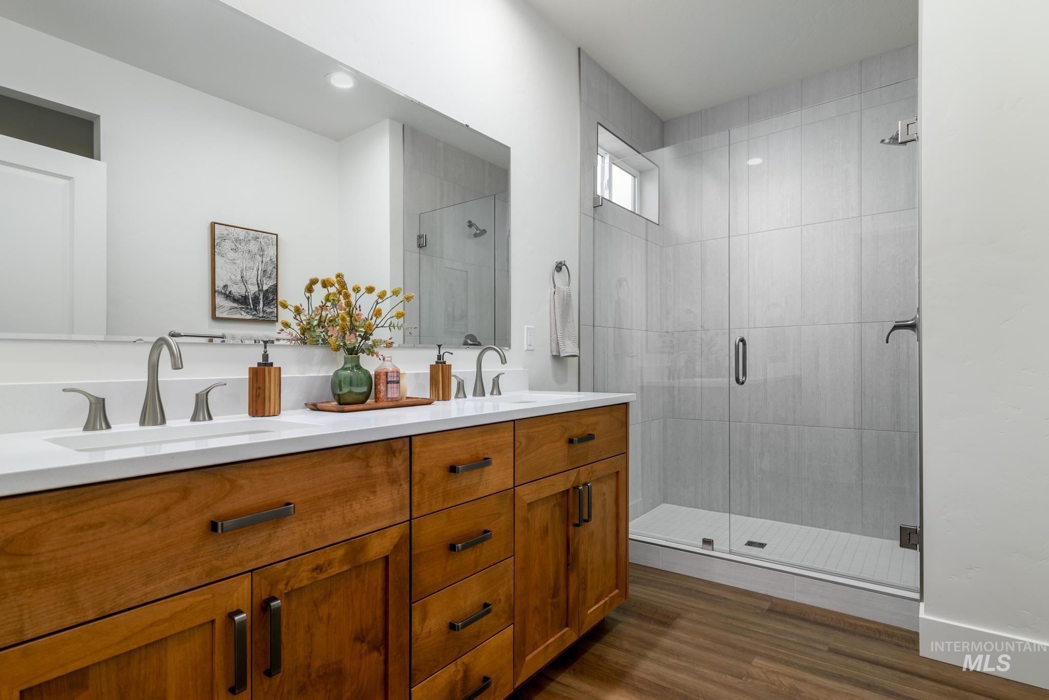 property viewer photo 10