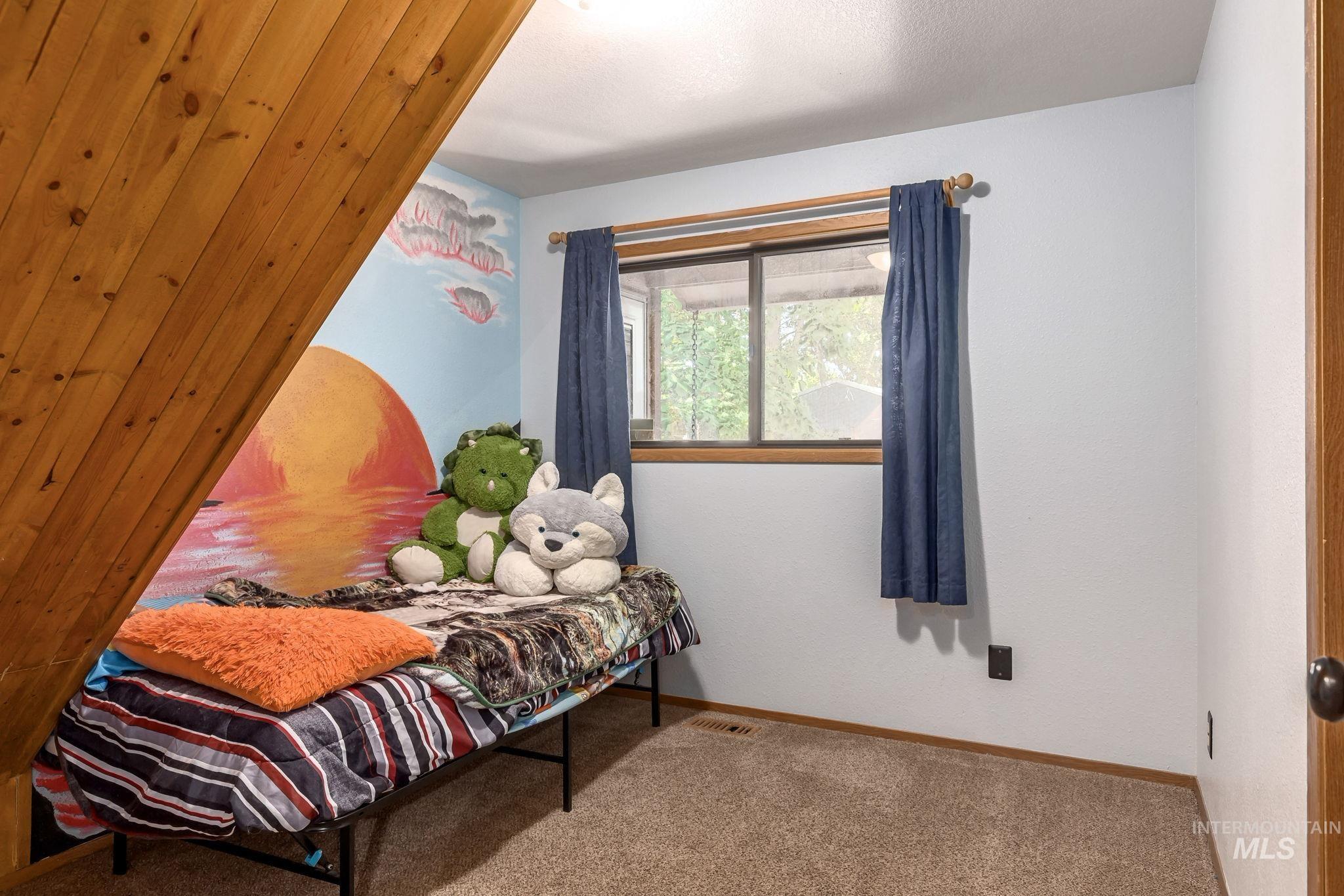 property viewer photo 18