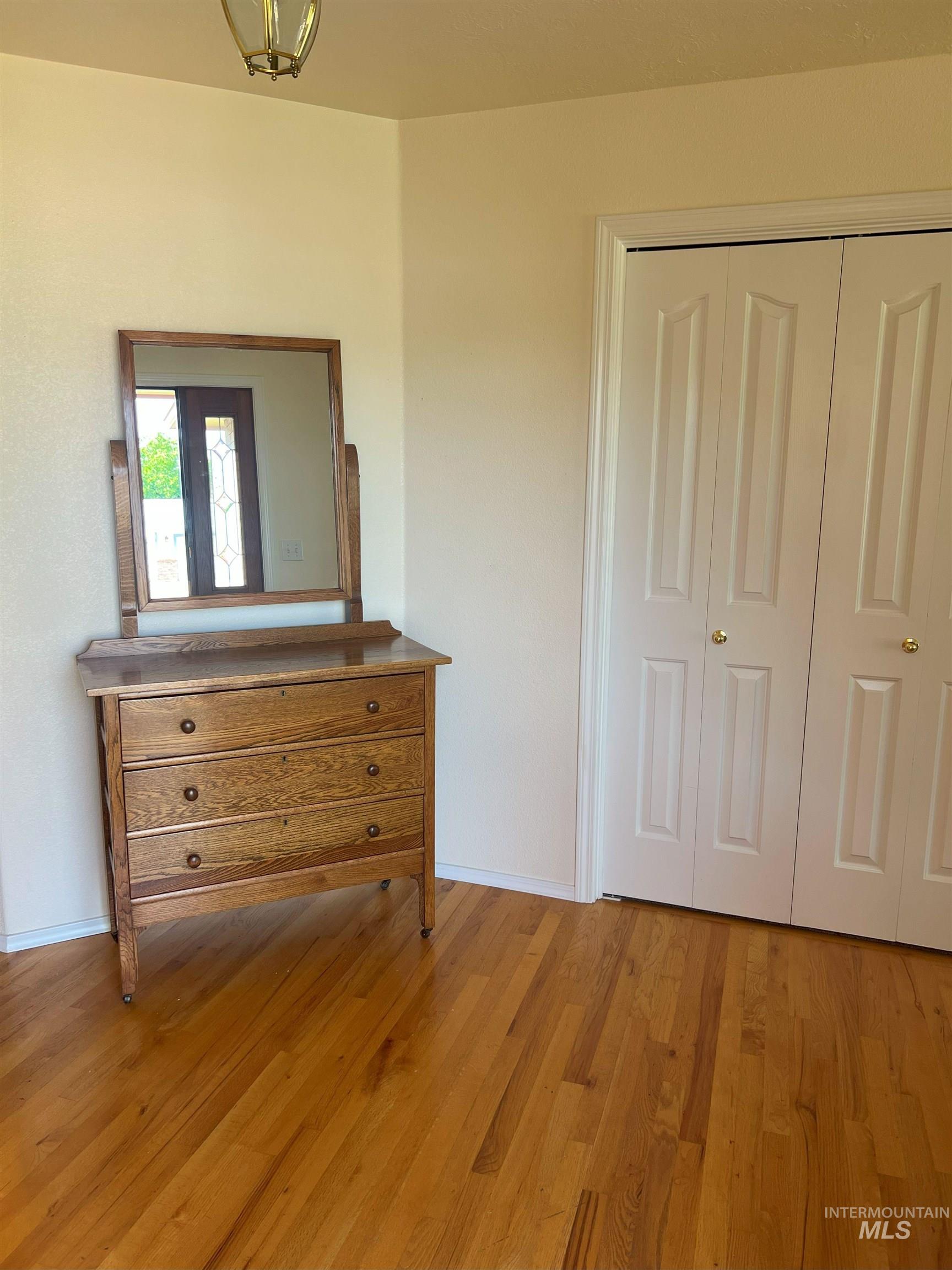 property viewer photo 22