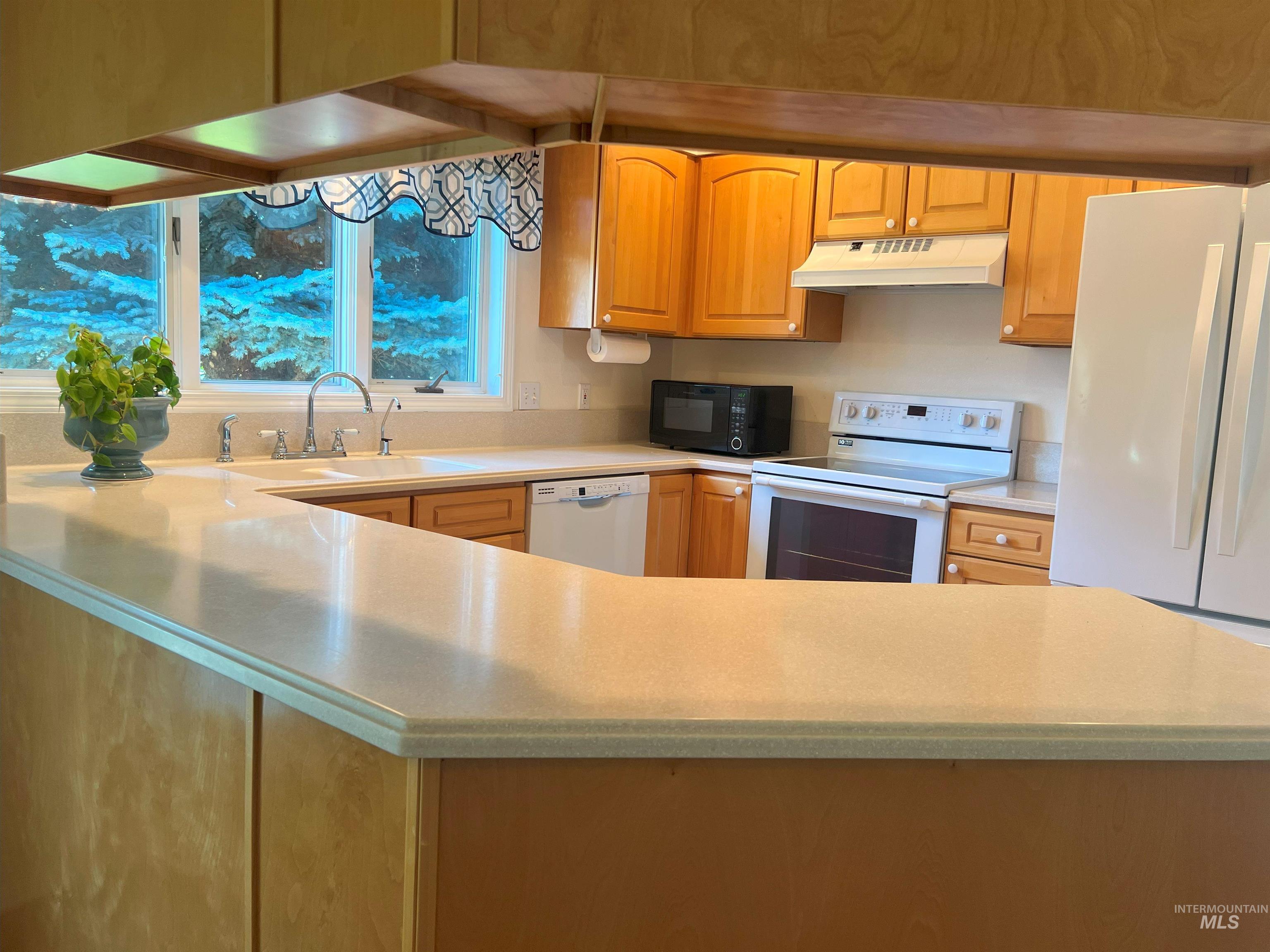 property viewer photo 9