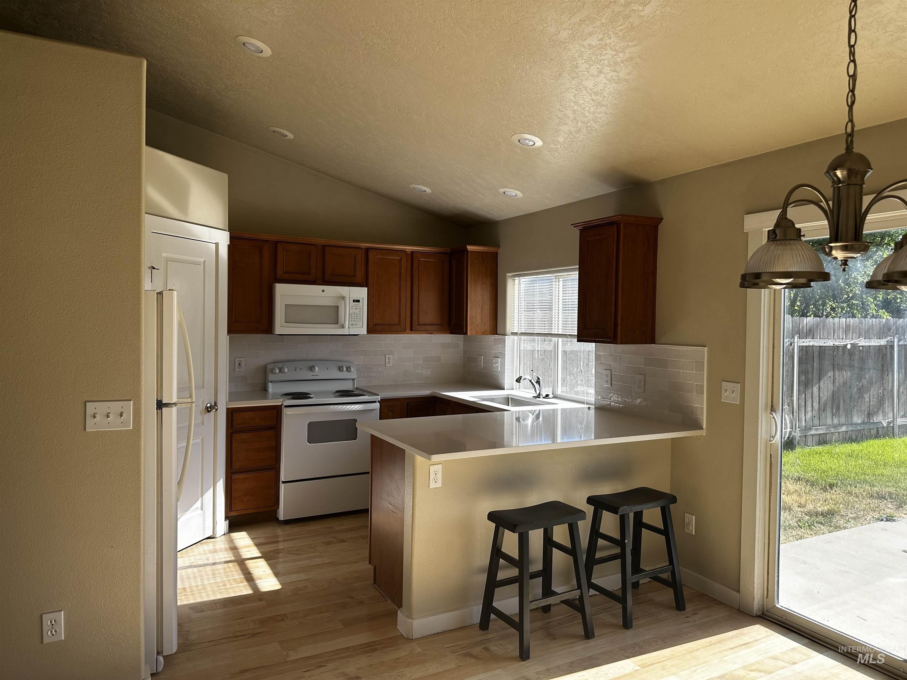 property viewer photo 3
