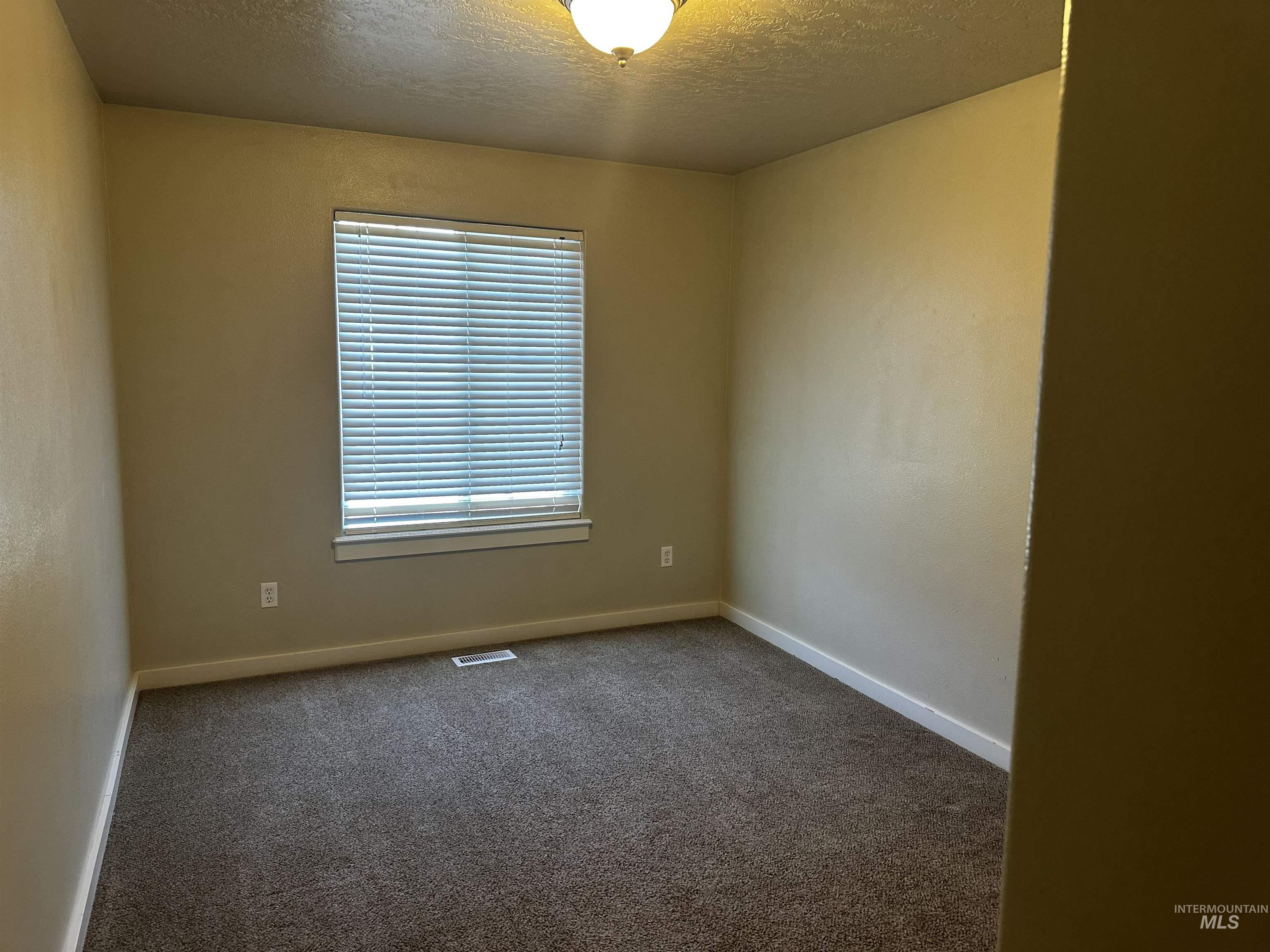 property viewer photo 8