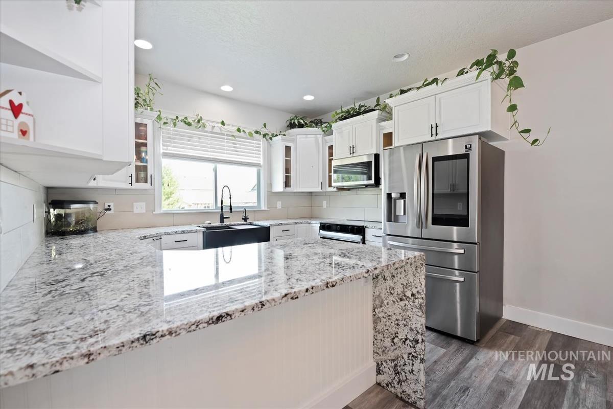 property viewer photo 10