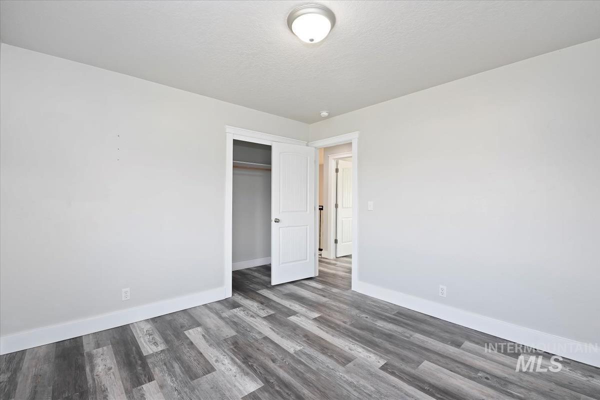 property viewer photo 30