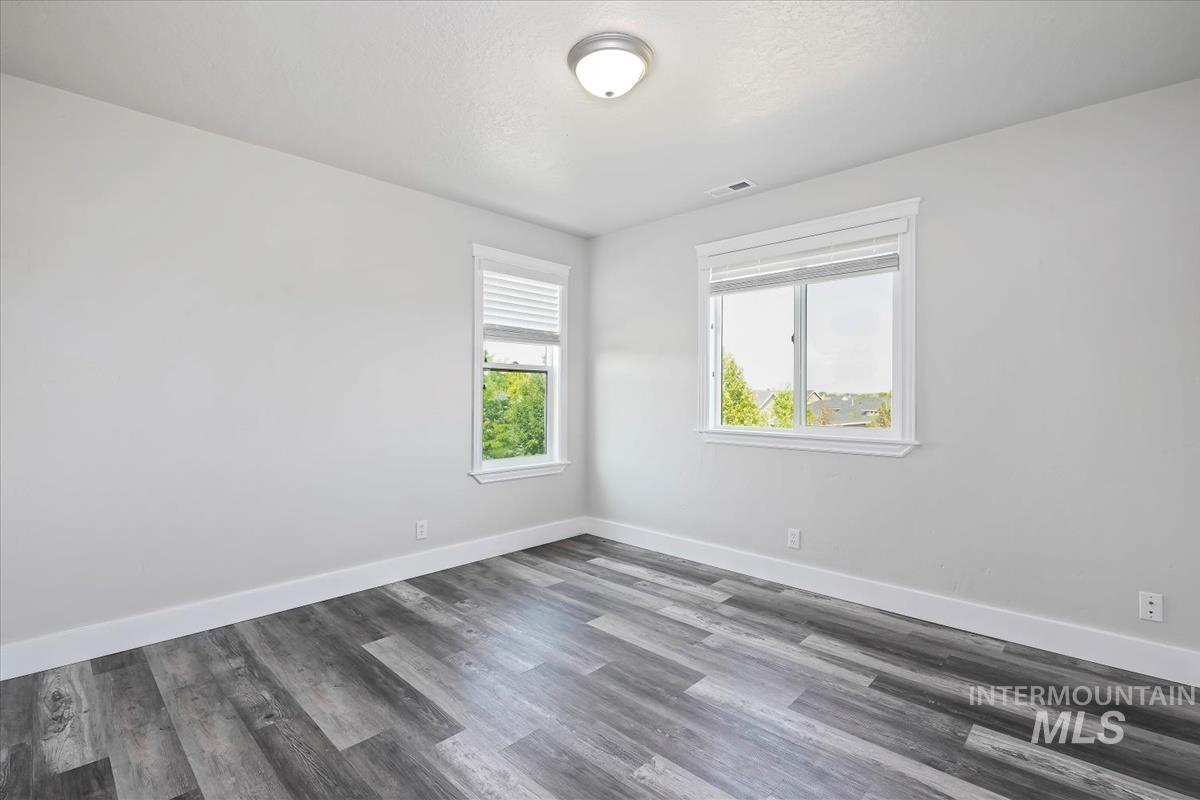 property viewer photo 31