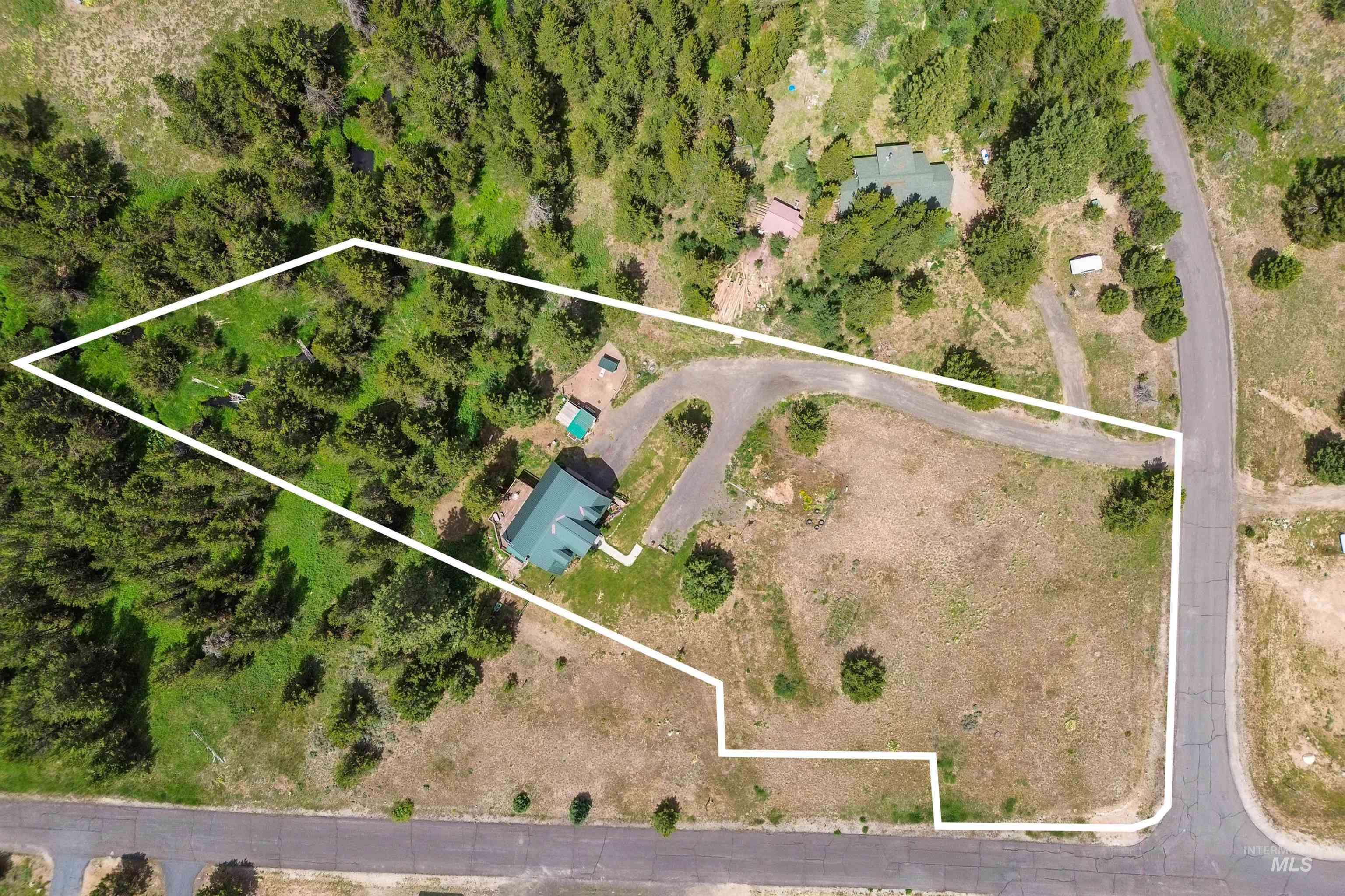 main property photo 49