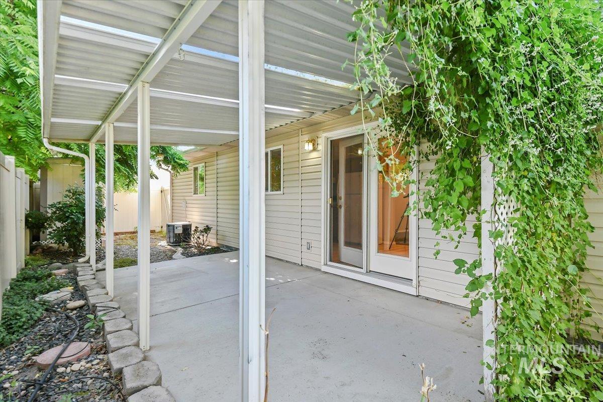 property viewer photo 1