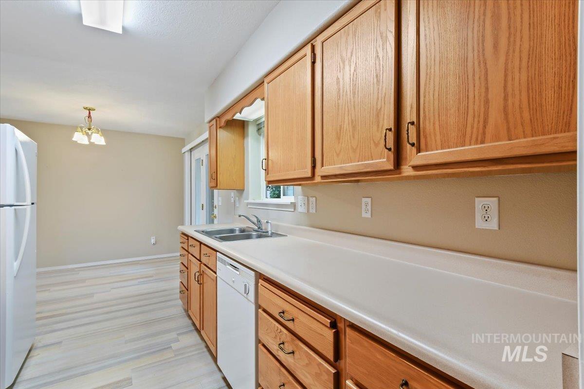property viewer photo 10