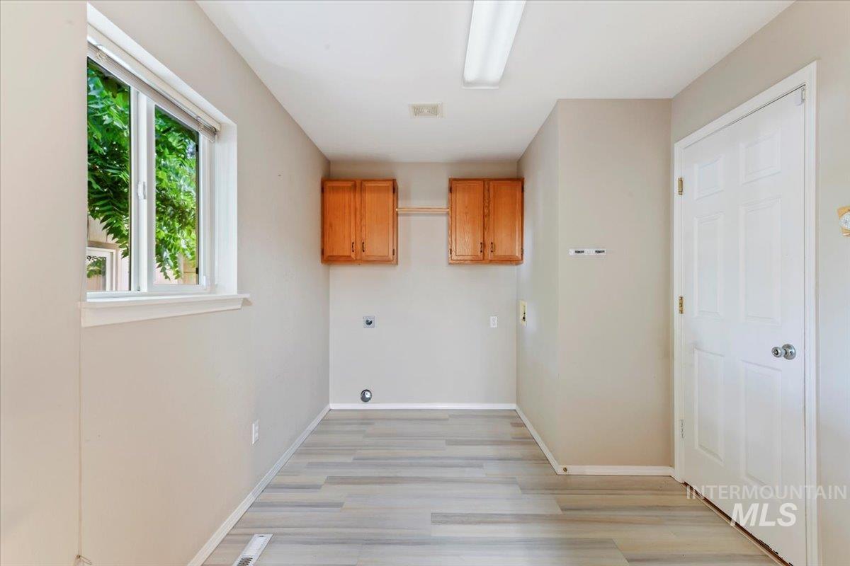 property viewer photo 15