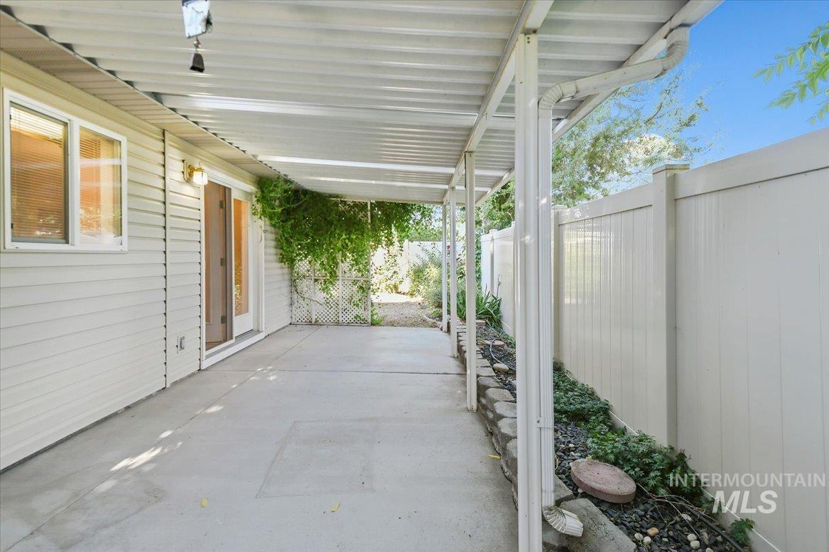 property viewer photo 16