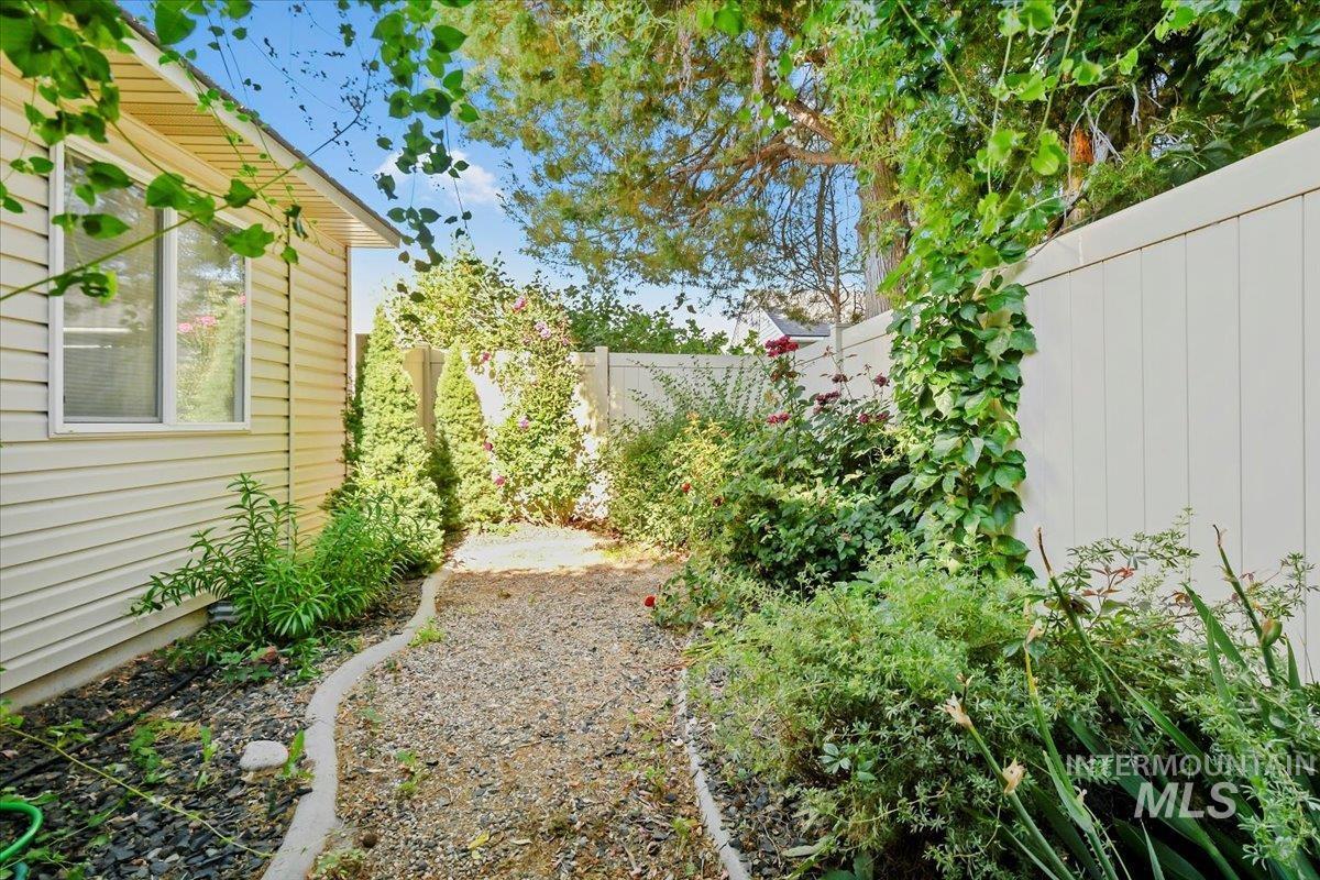 property viewer photo 17