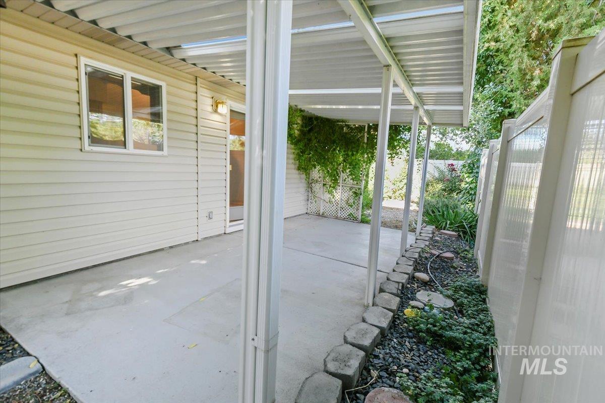 property viewer photo 20