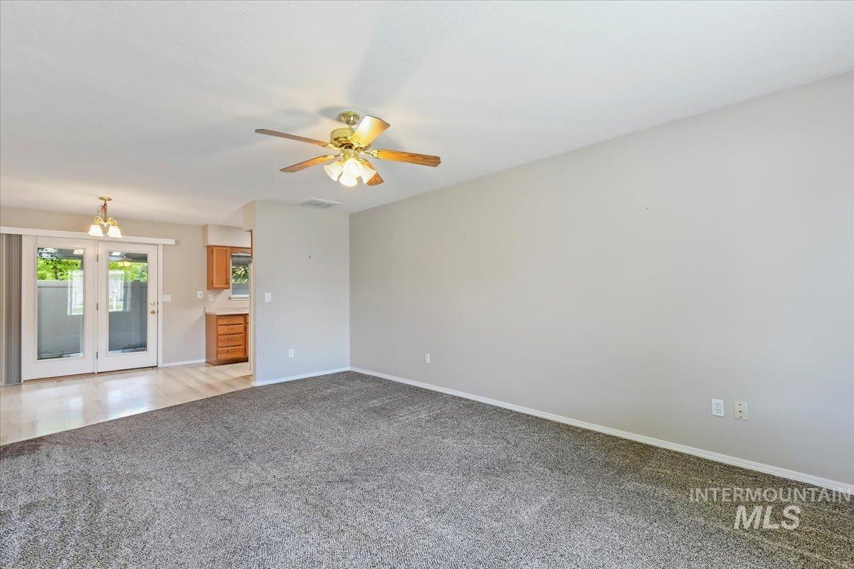 property viewer photo 5