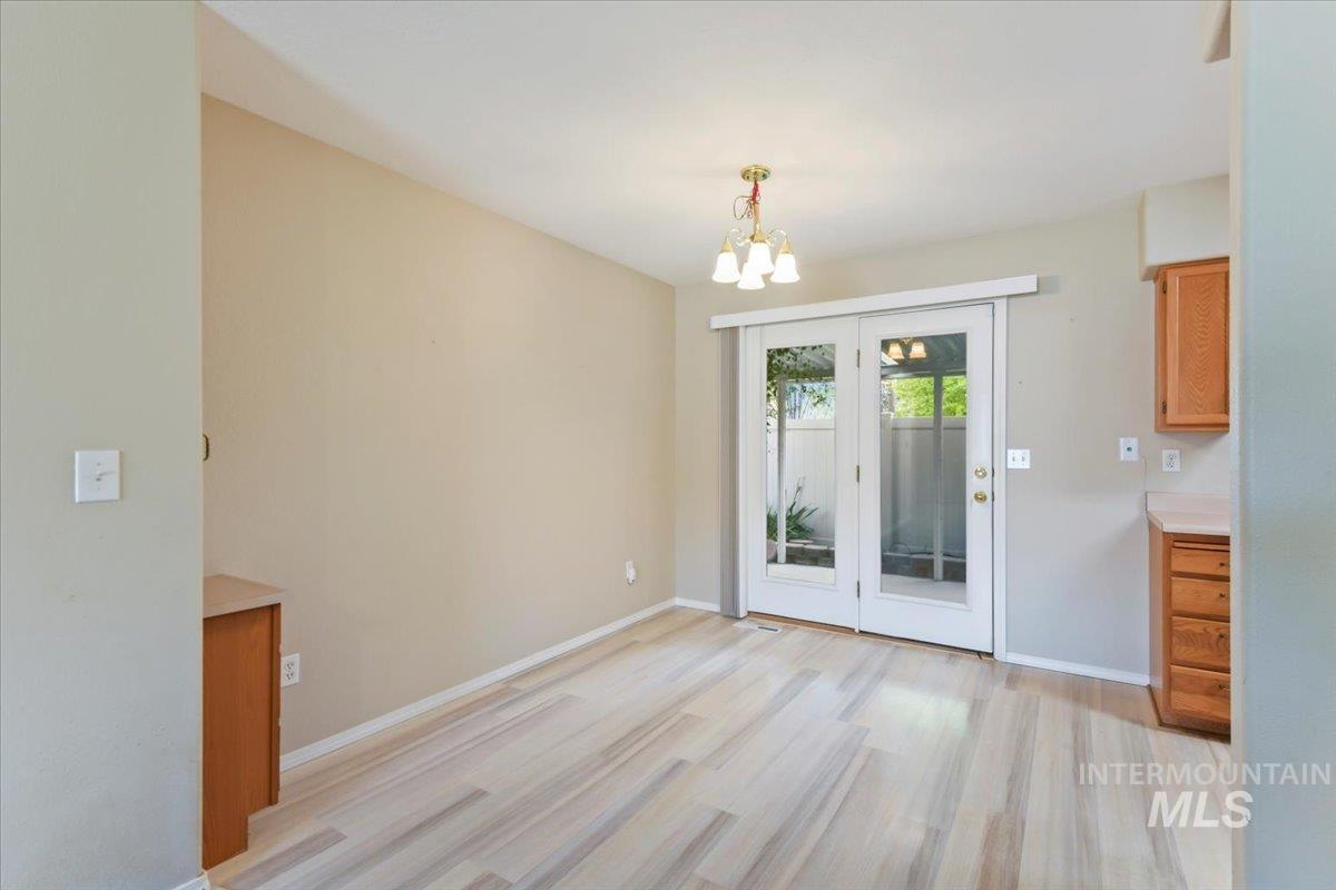 property viewer photo 7