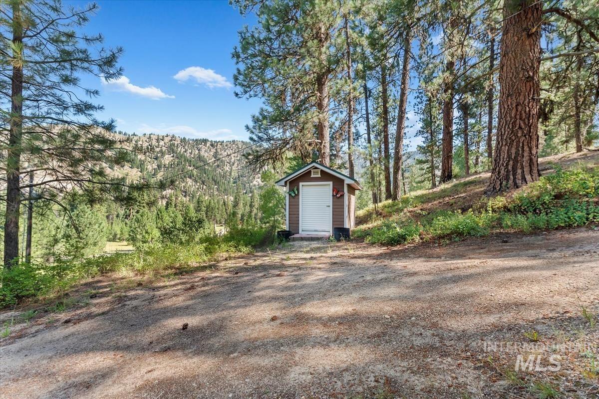 main property photo 37