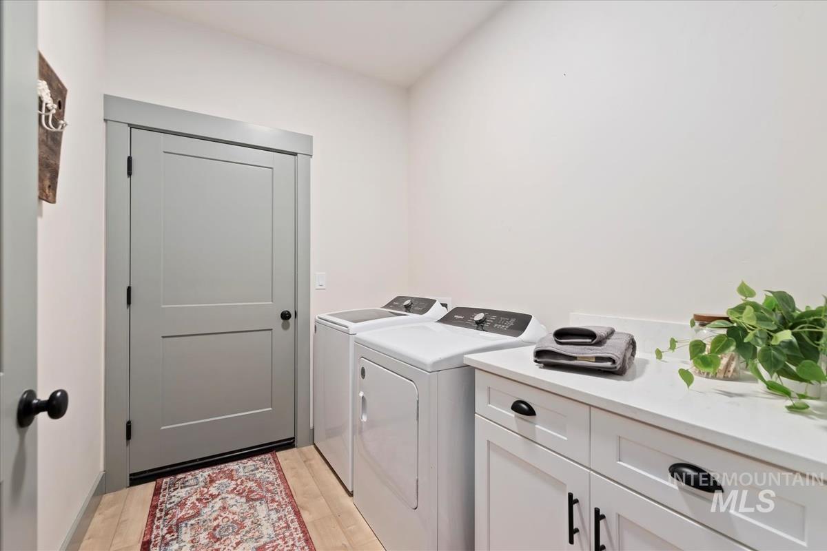 property viewer photo 19