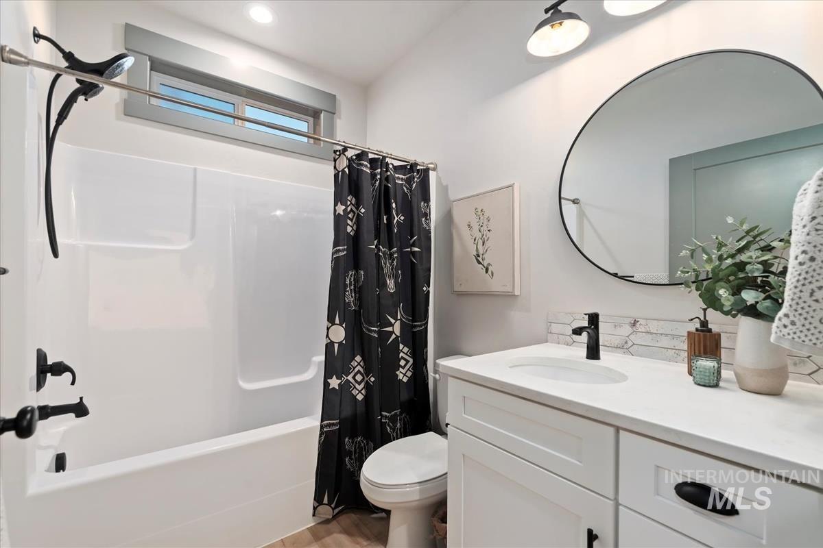 property viewer photo 20
