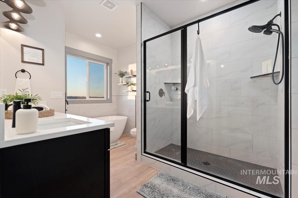 property viewer photo 26