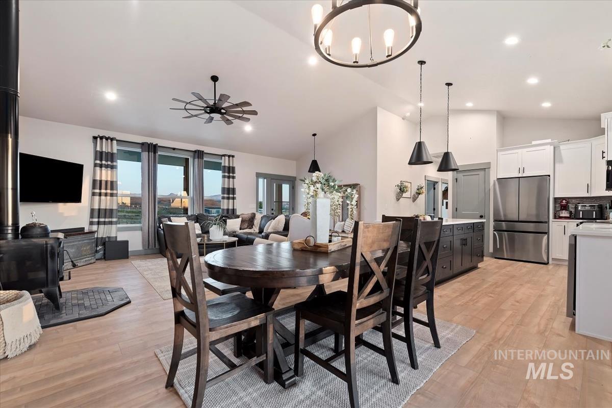 property viewer photo 9