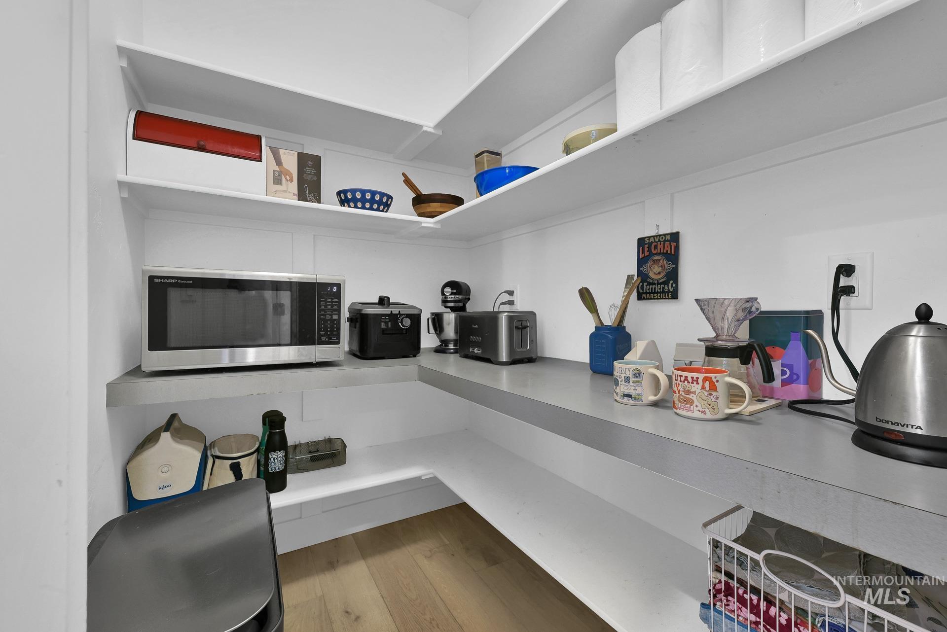 property viewer photo 13