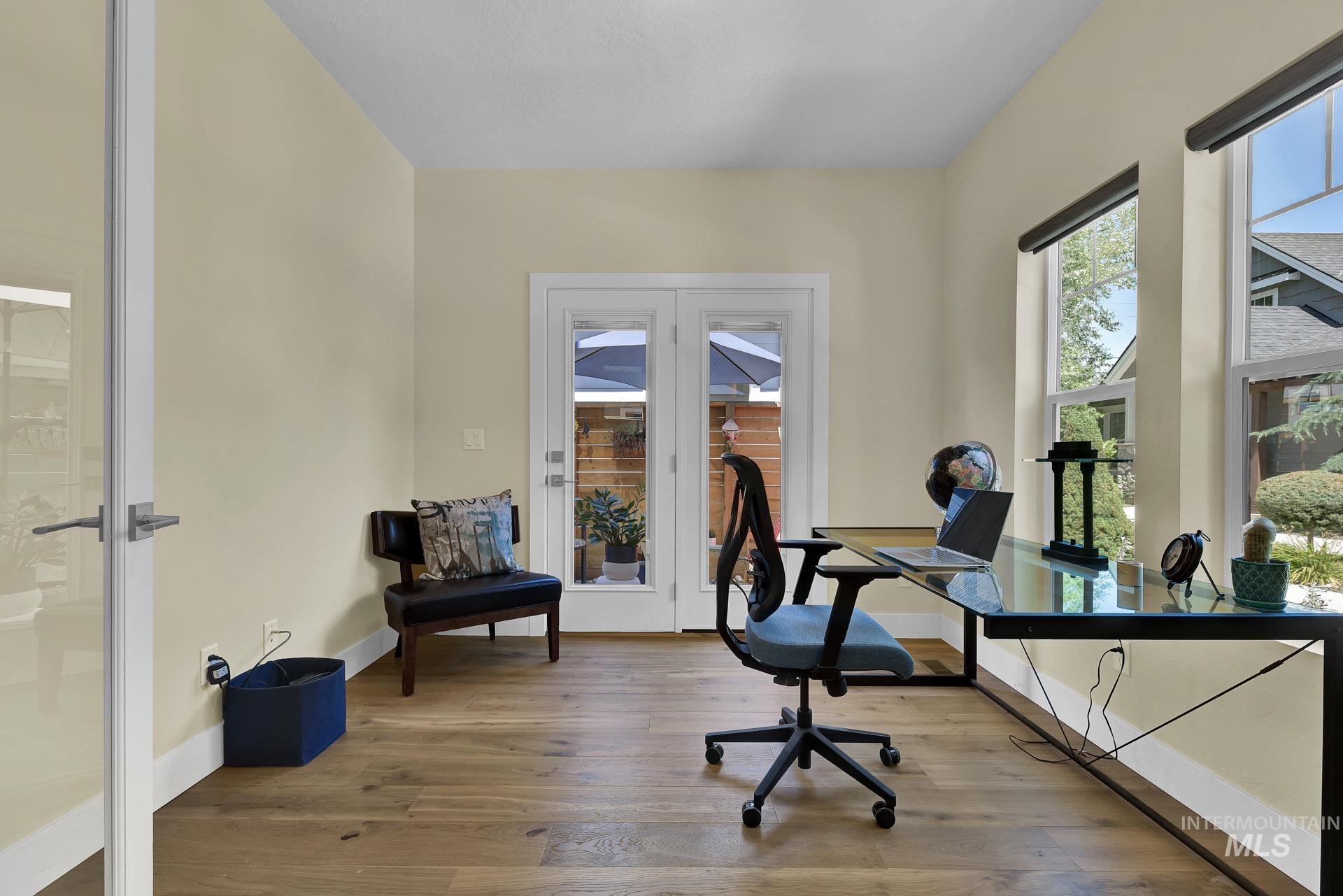 property viewer photo 2