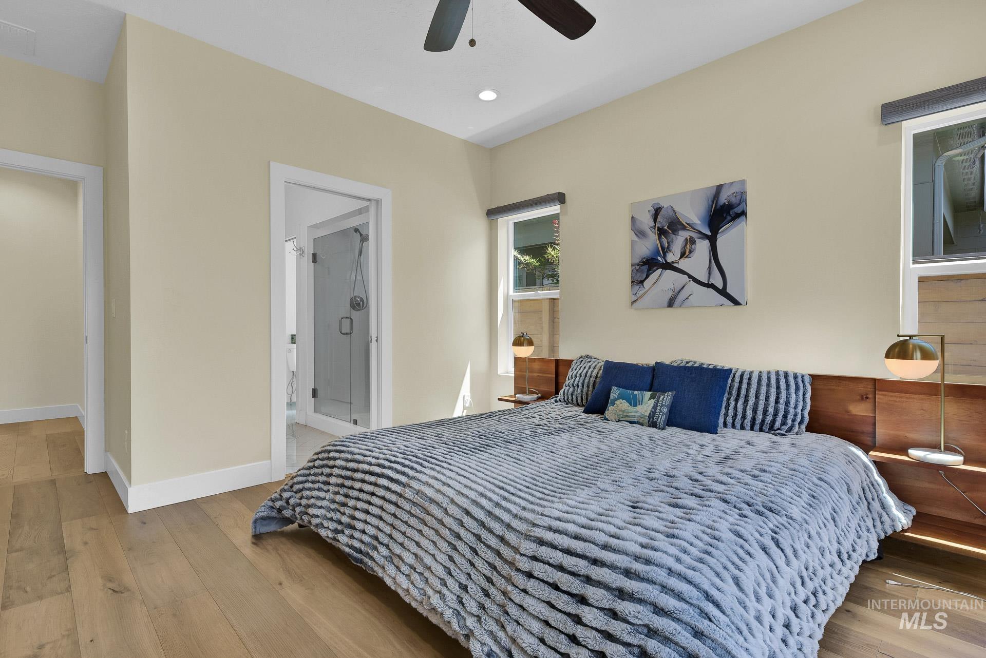 property viewer photo 21