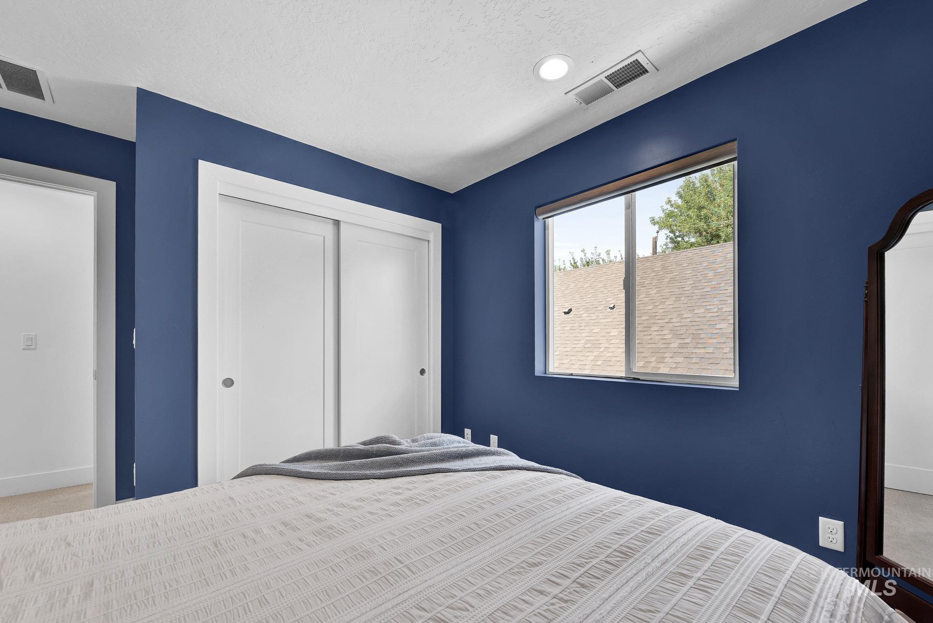 property viewer photo 29