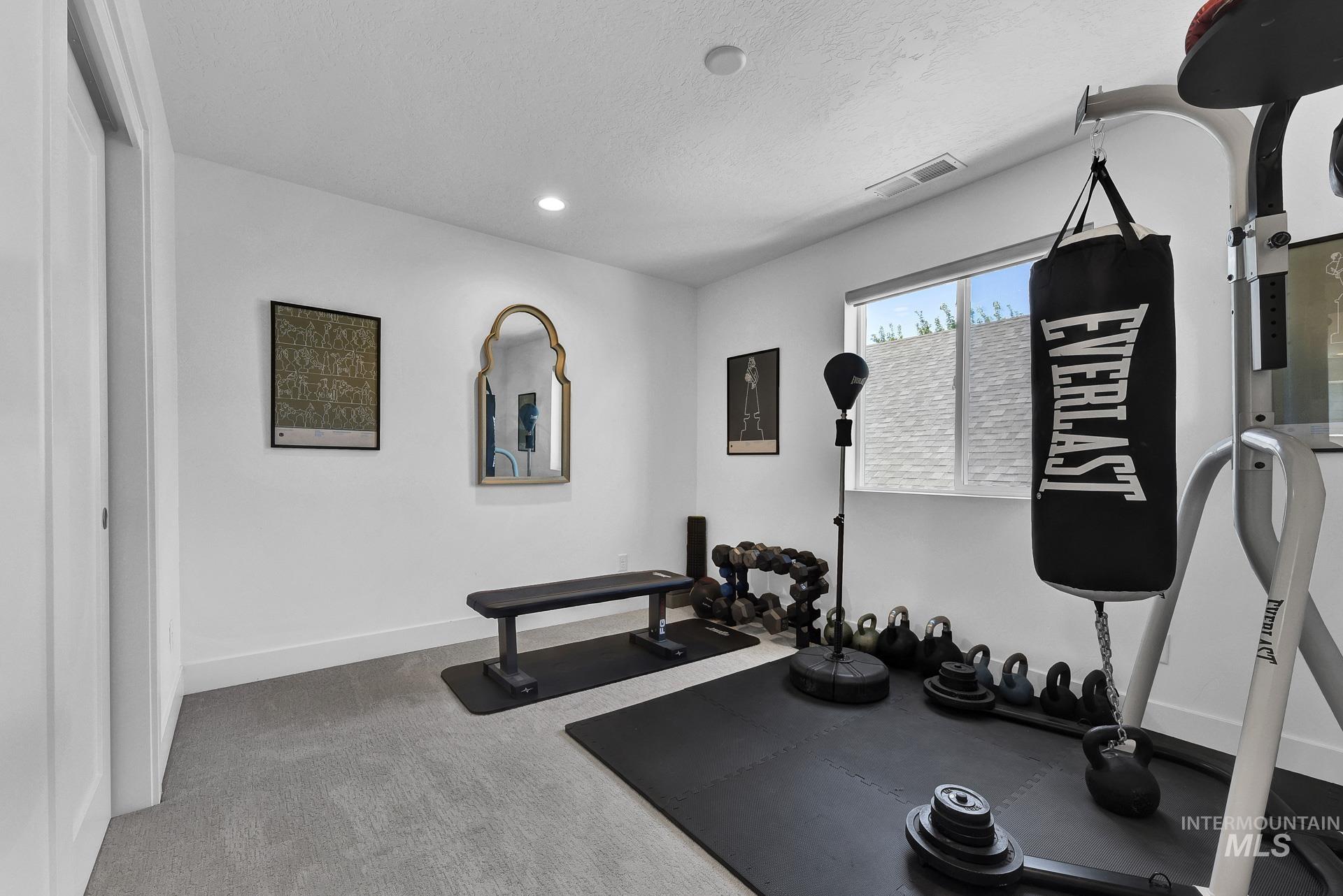 property viewer photo 30