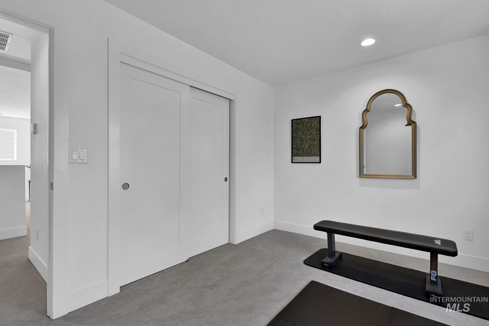 property viewer photo 31
