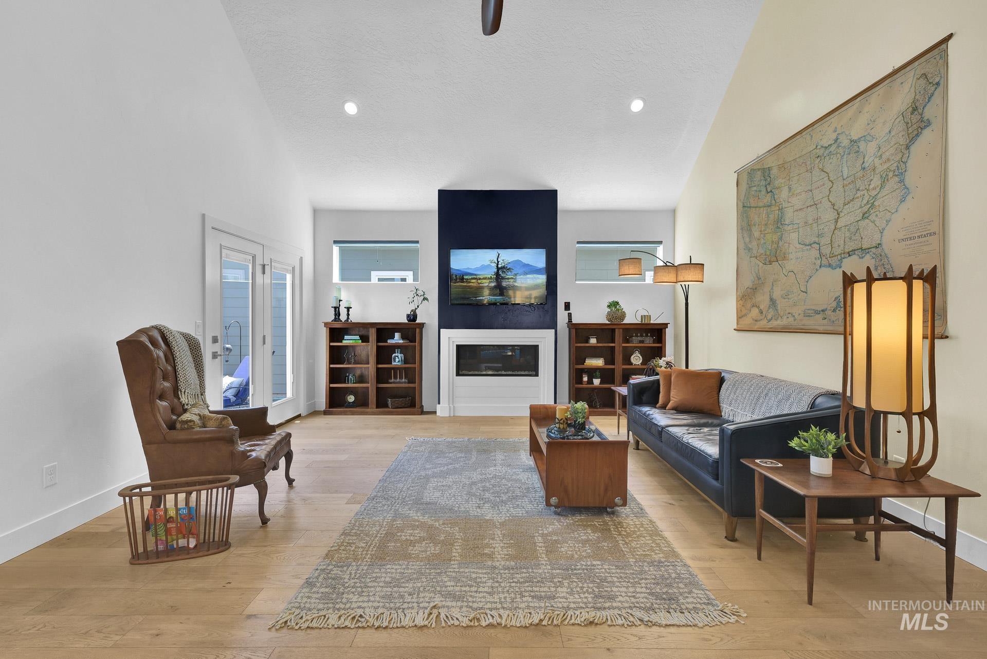 property viewer photo 4
