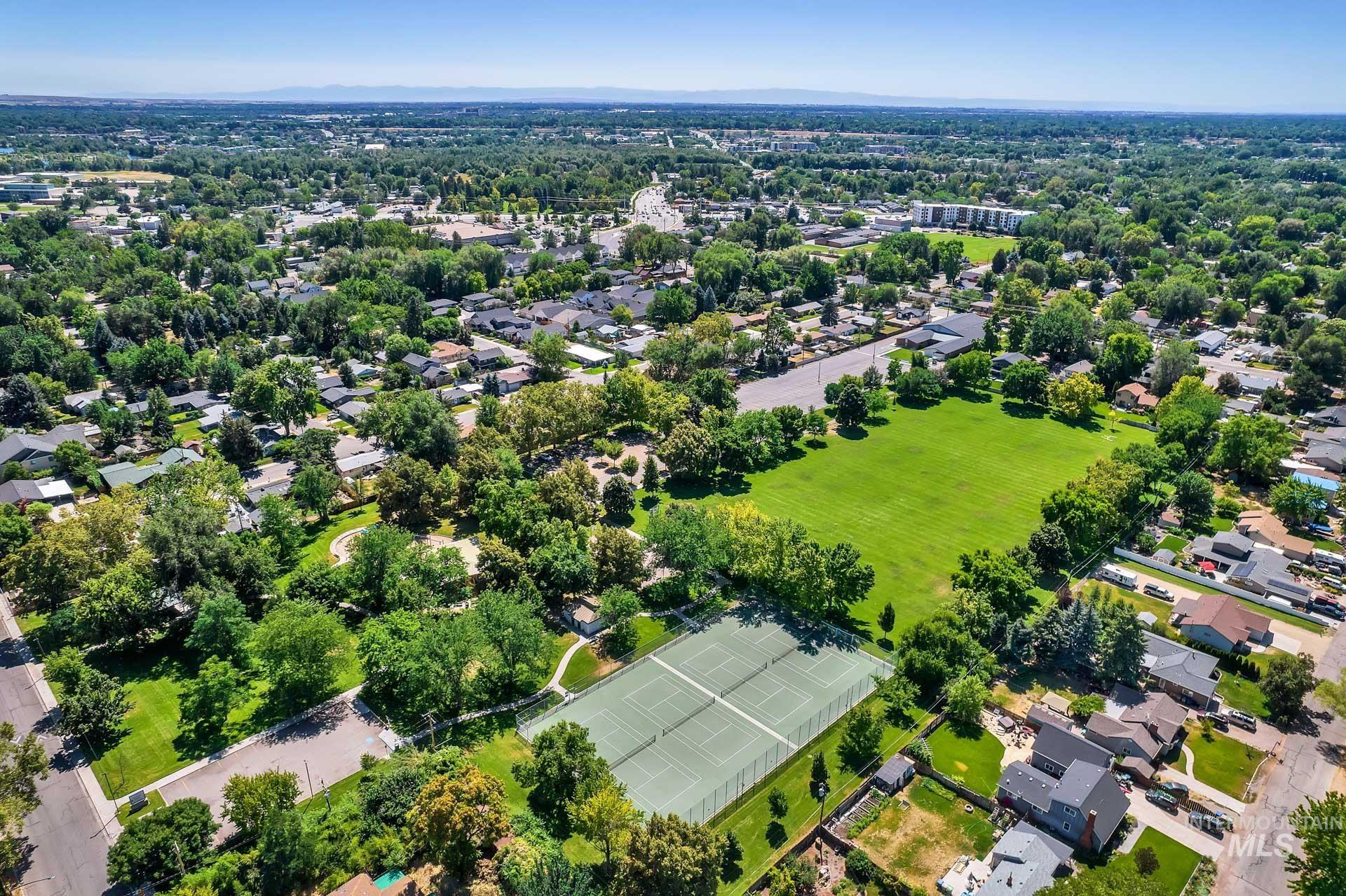 property viewer photo 47