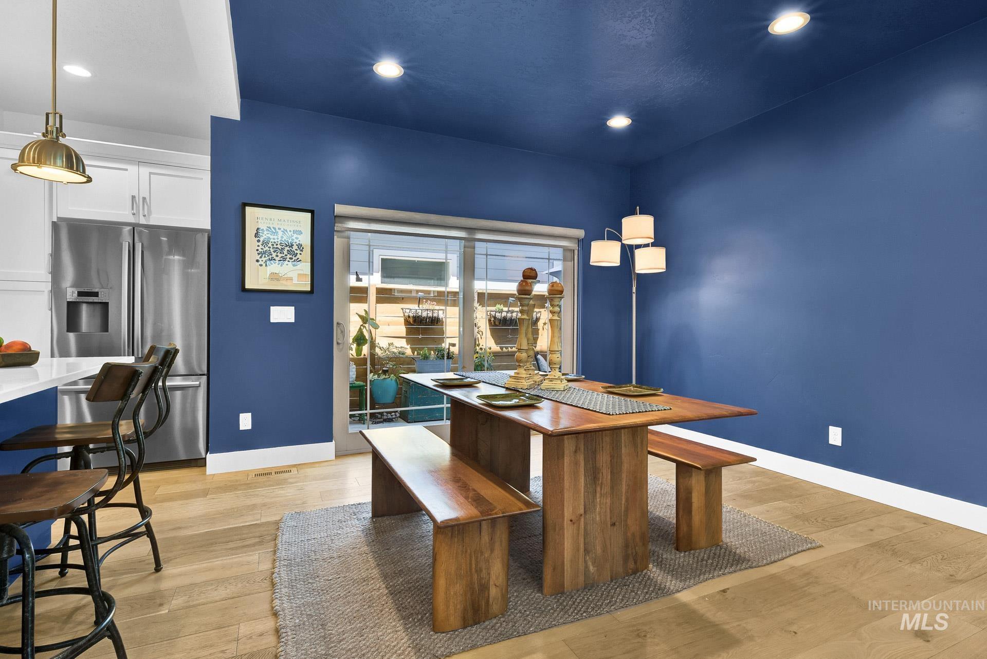 property viewer photo 9