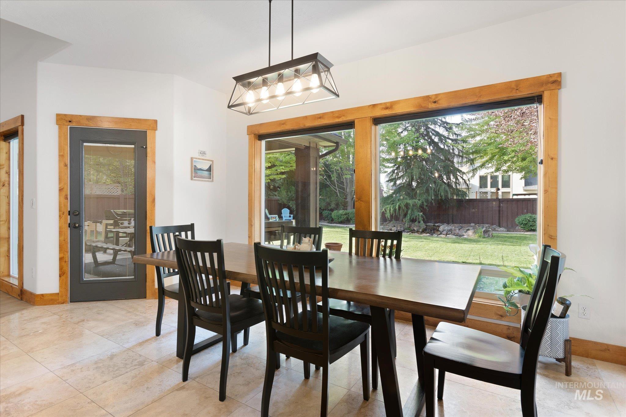 property viewer photo 27