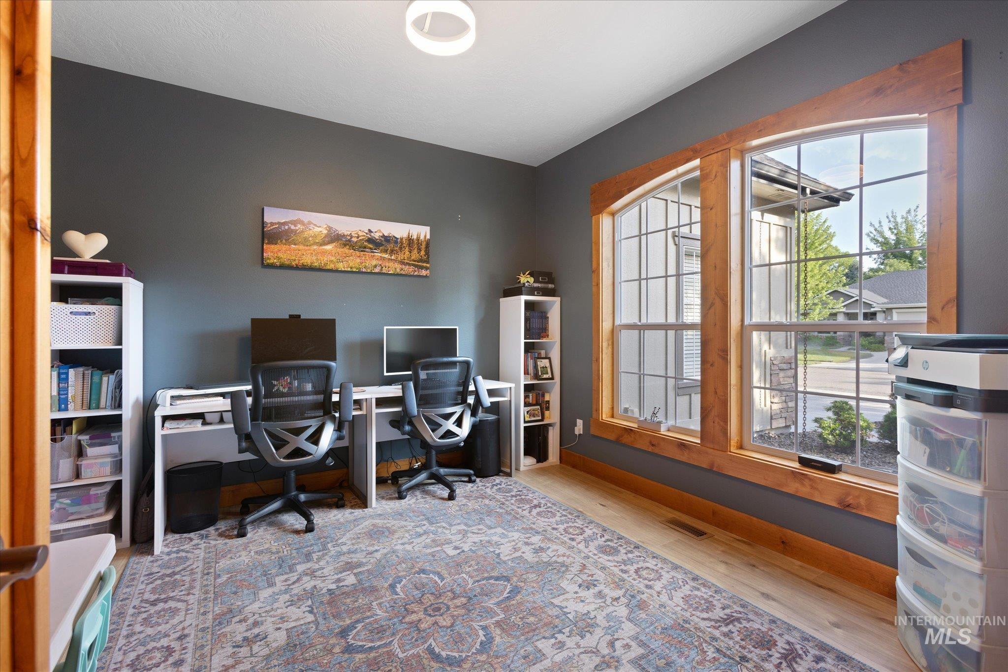 property viewer photo 8