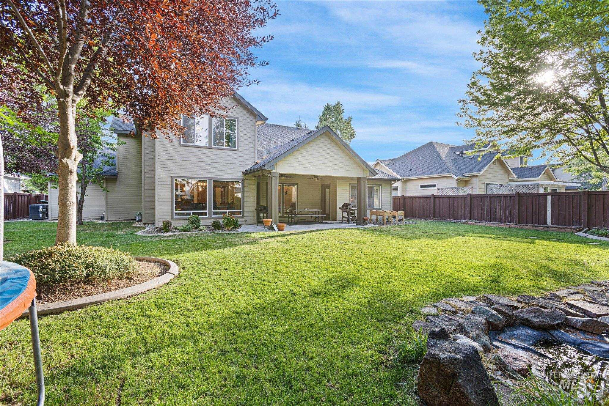 property viewer photo 9