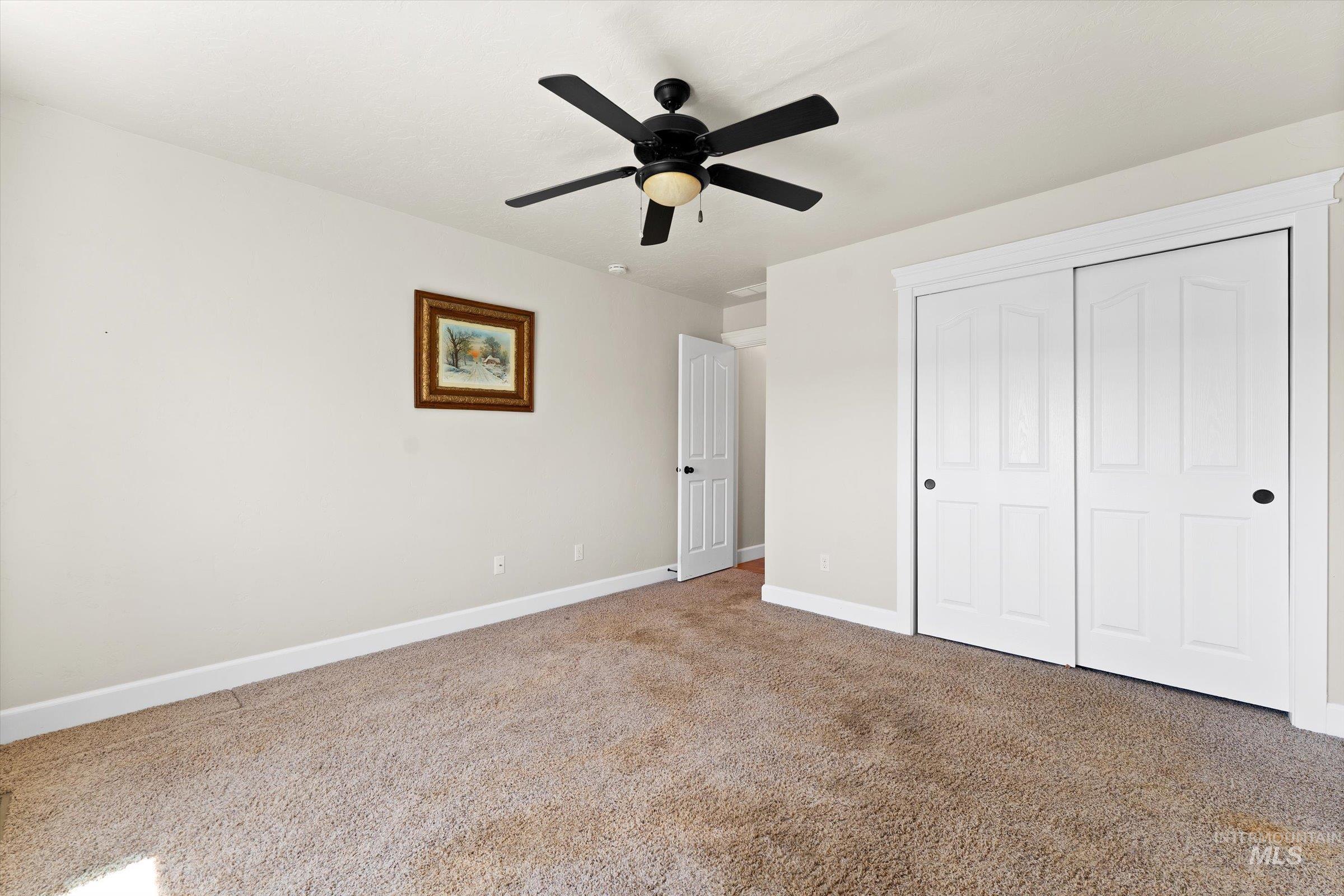 property viewer photo 17
