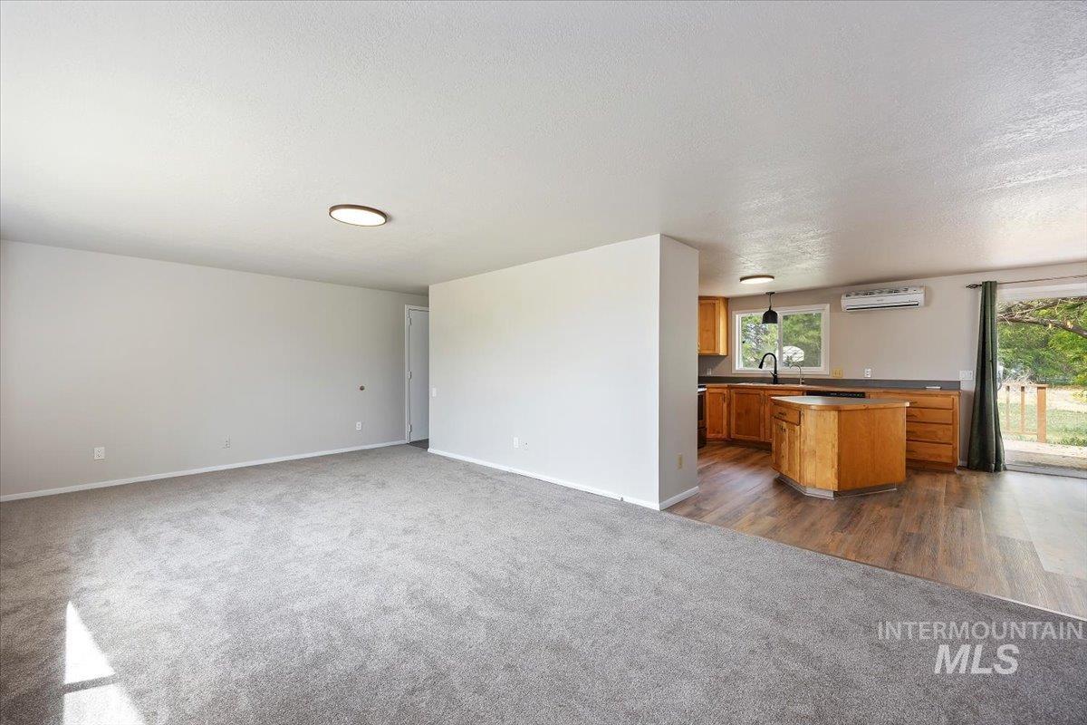 property viewer photo 10
