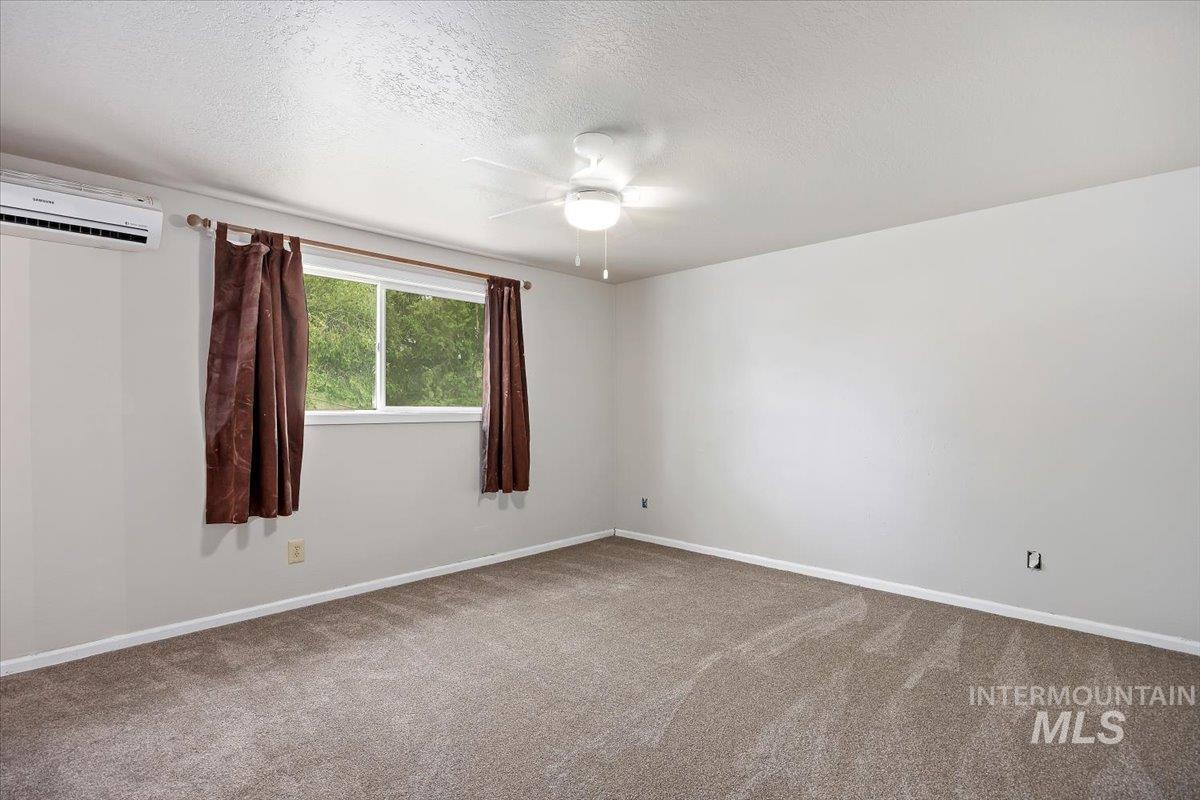 property viewer photo 15