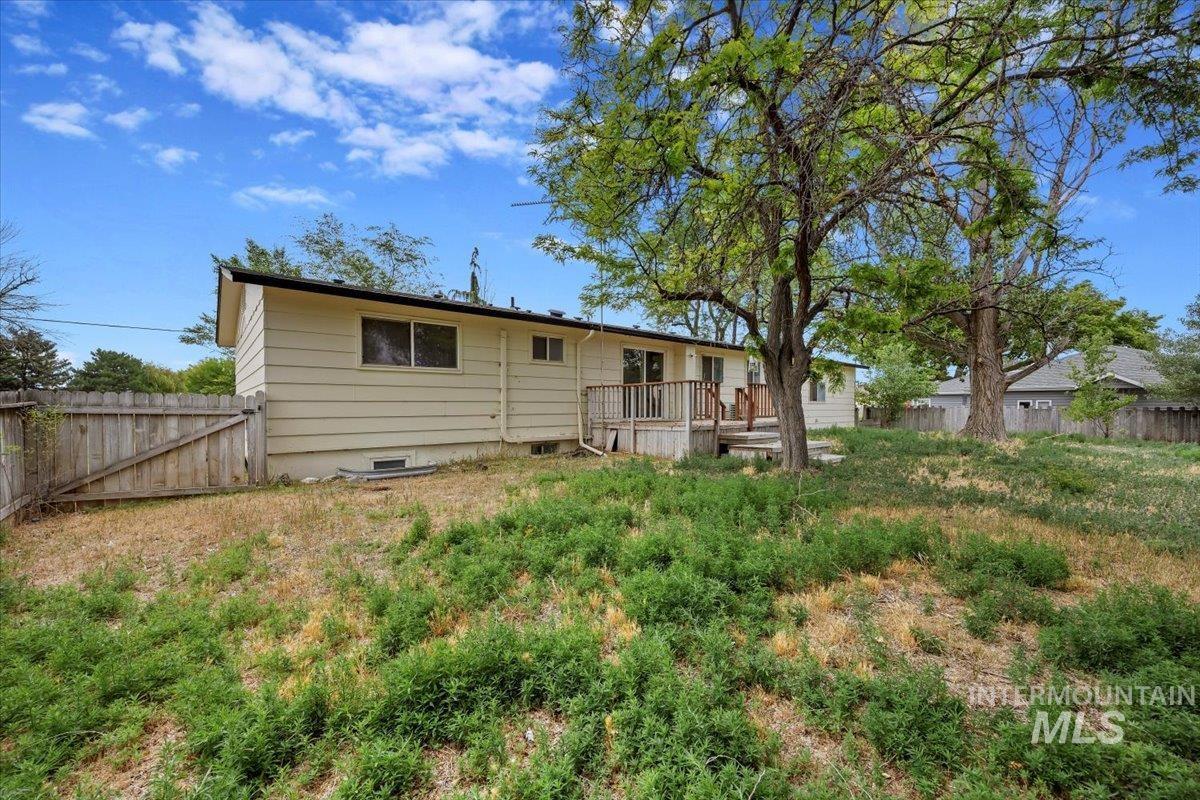 property viewer photo 26