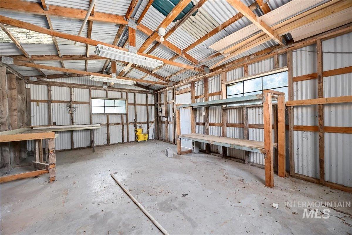 property viewer photo 30