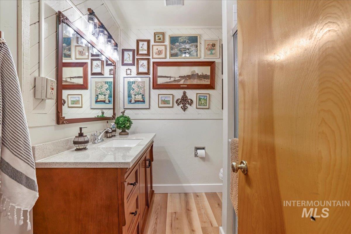 property viewer photo 13