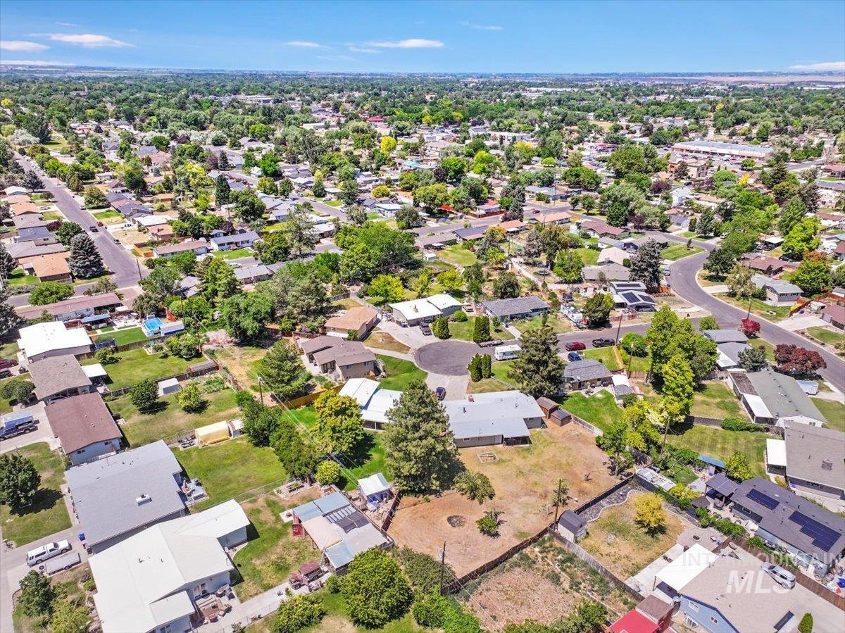 property viewer photo 42