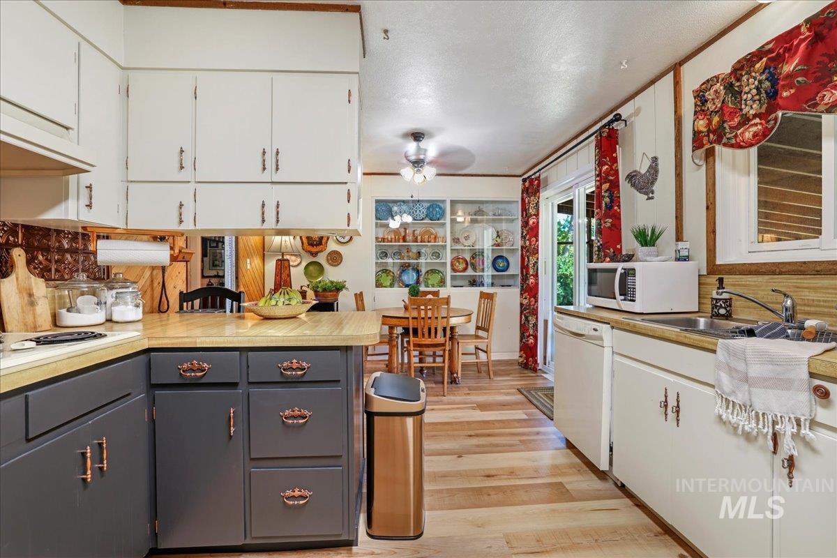 property viewer photo 8