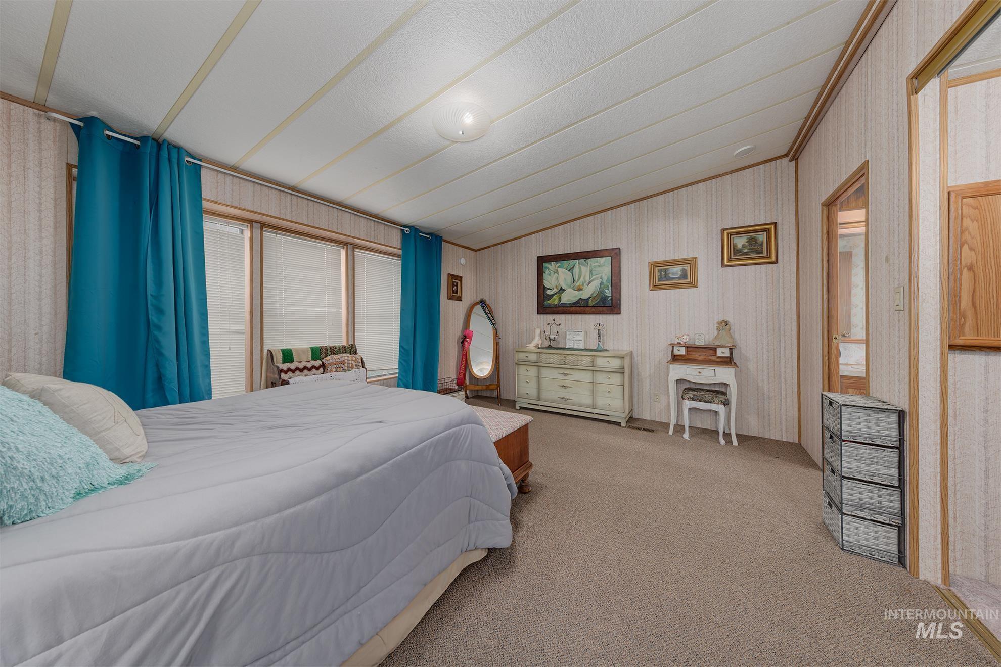 property viewer photo 10