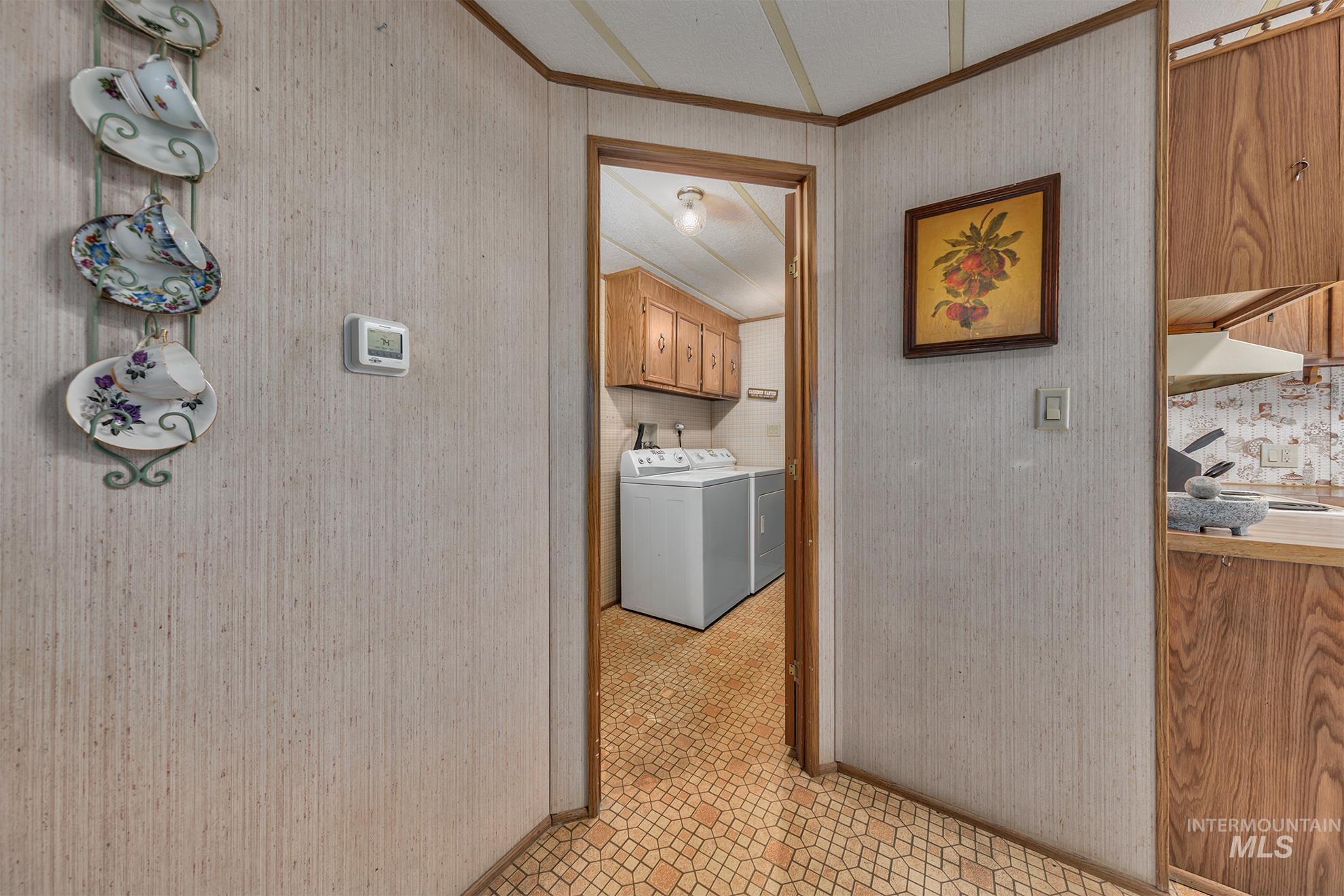 property viewer photo 20