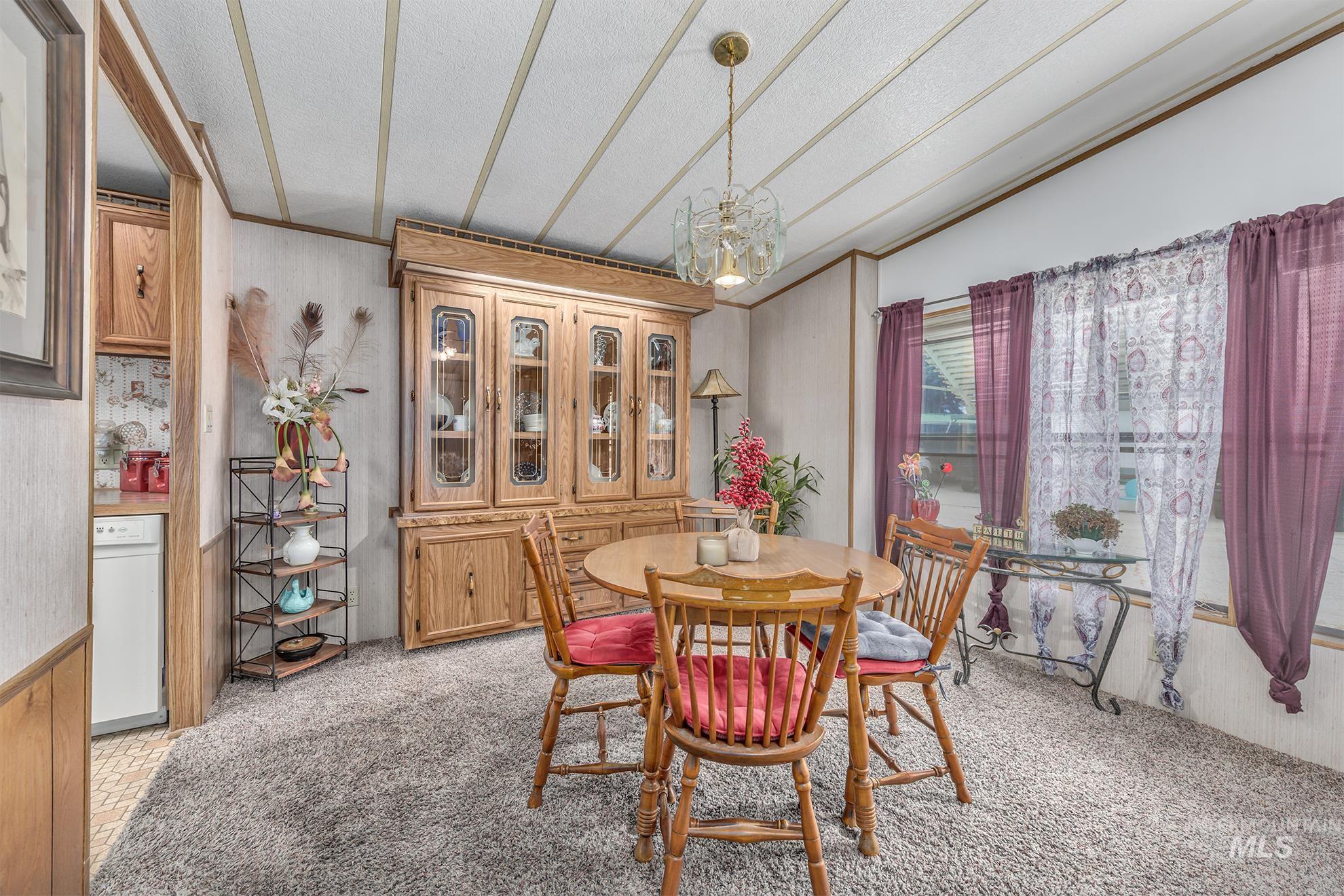 property viewer photo 3