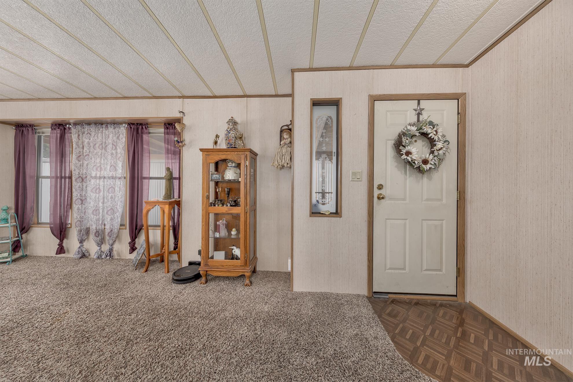 property viewer photo 5