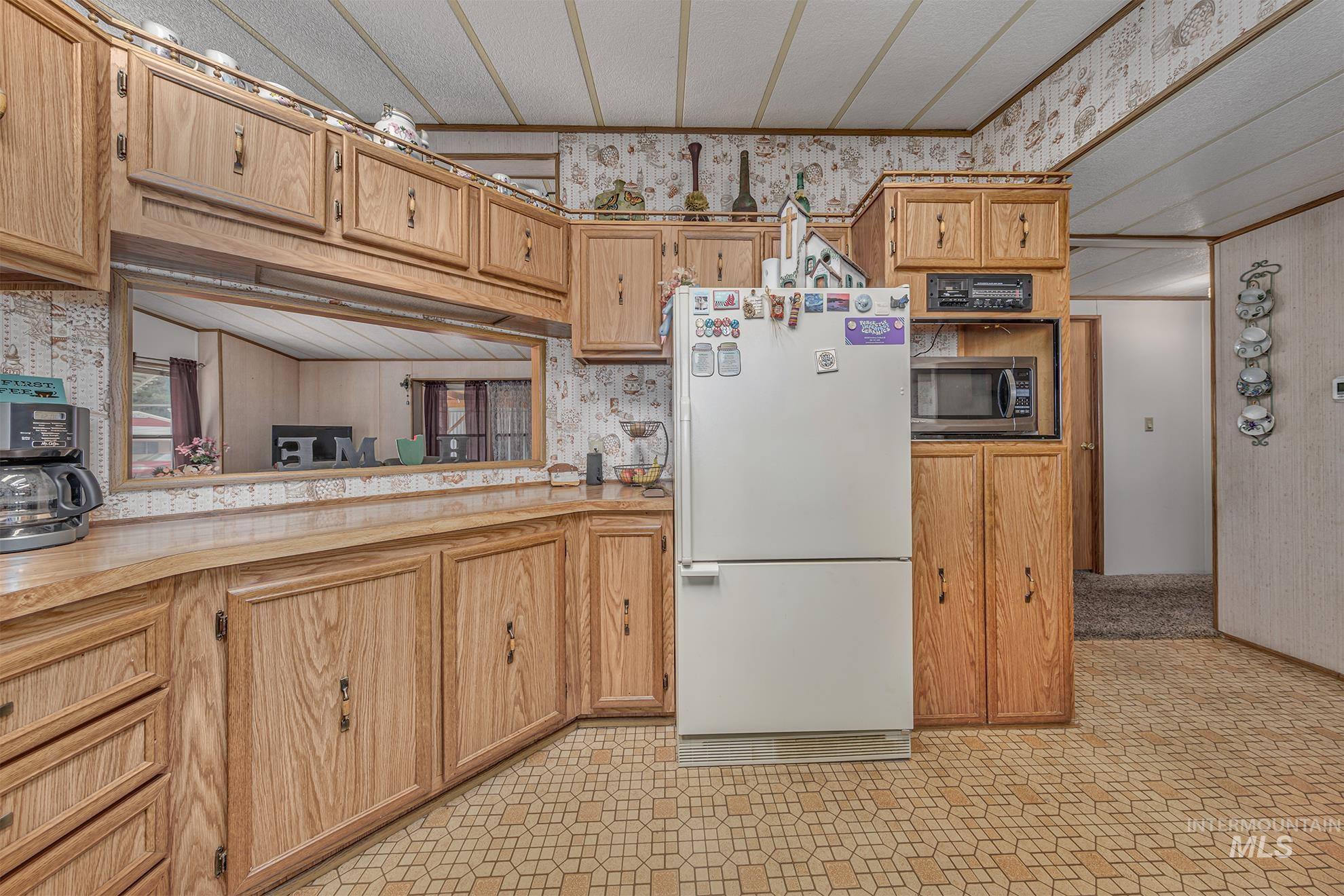 property viewer photo 7