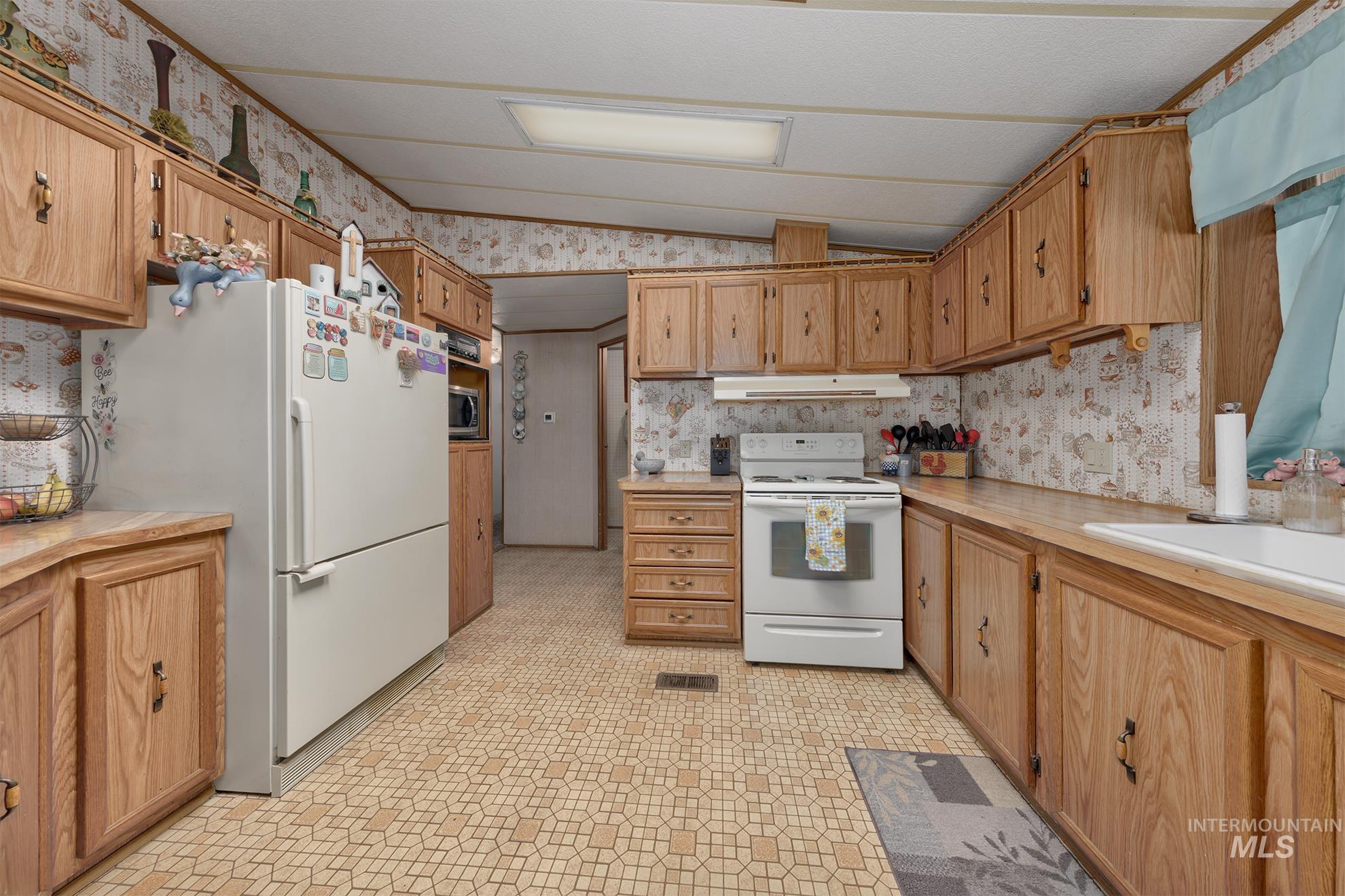 property viewer photo 9